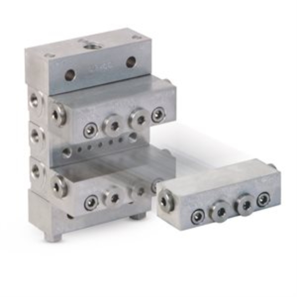 GG 24B480.jpg