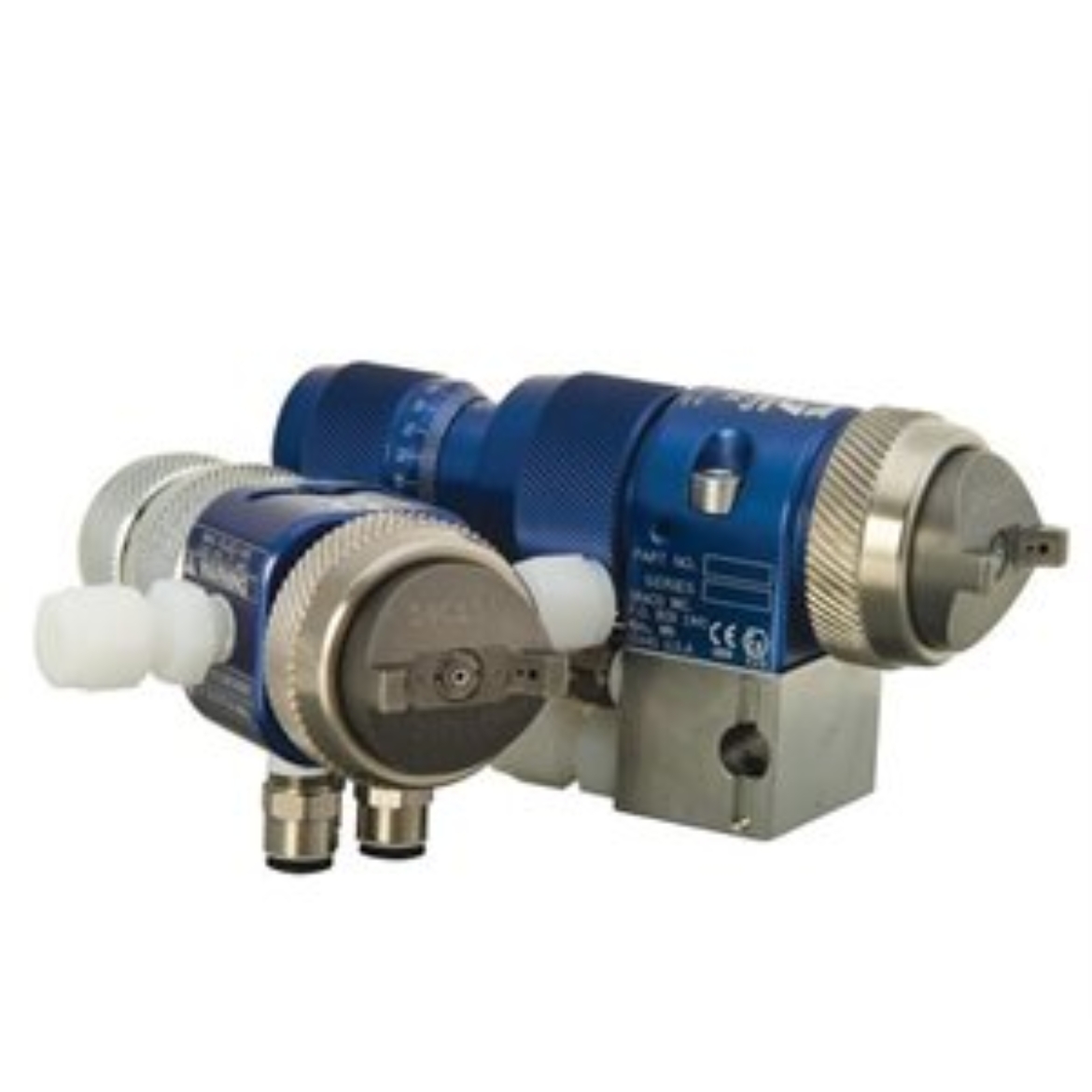 GG 24B890.jpg