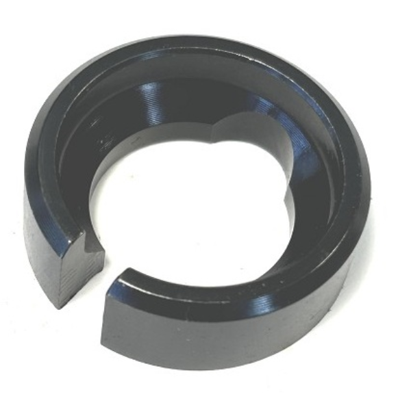 Retainer Piston