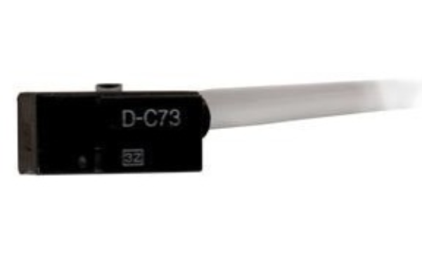 Auto Switch w/Connector, M8-3 Pin, .5 m Cable