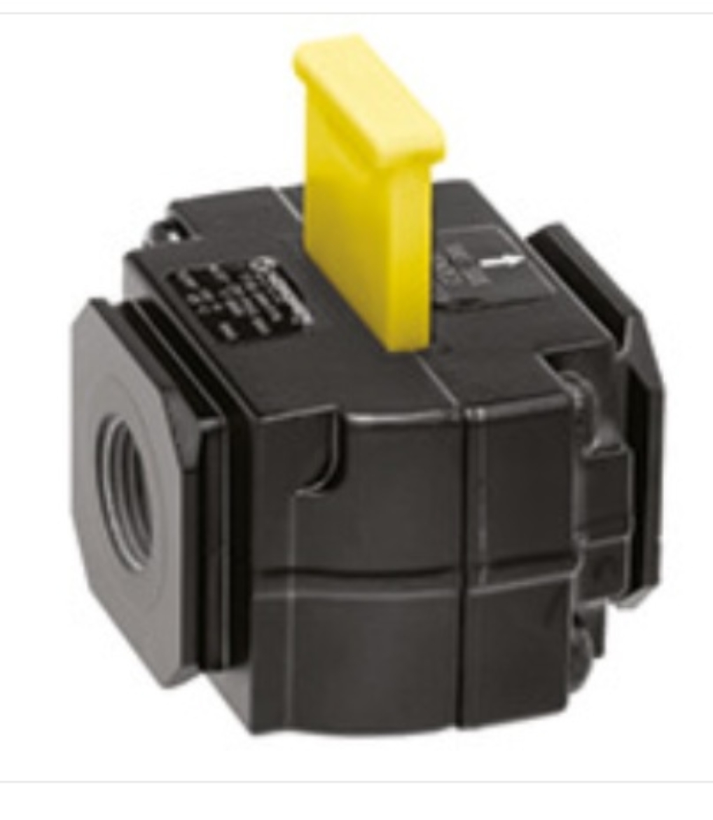 WM XA-142140802021.jpg
