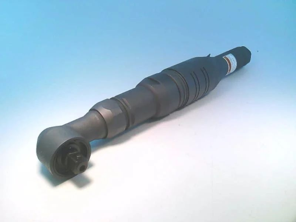 ANGLE WRENCH
