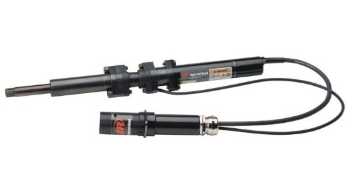 IR QM9SS315H62S12.jpg