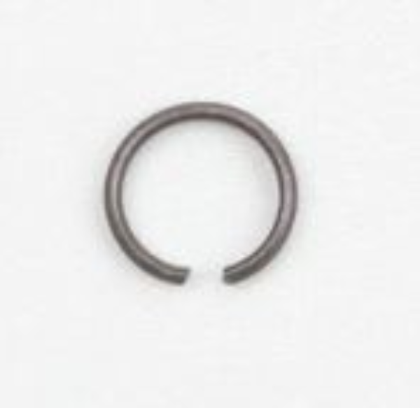 RETAINER, SOCKET