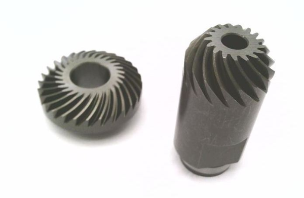BEVEL PINION ASSEMBLY