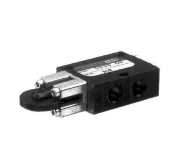 AA 5040-07.jpg