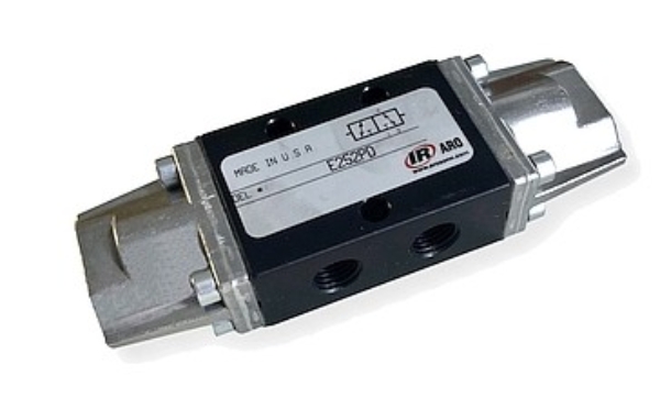 AA E252PD.jpg