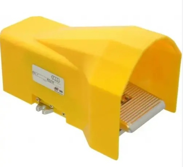 AA M252TM.jpg