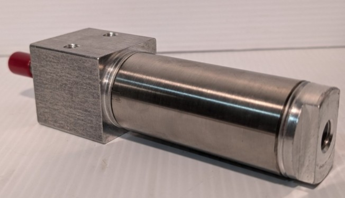 AA SD15-N4B4-020.jpg