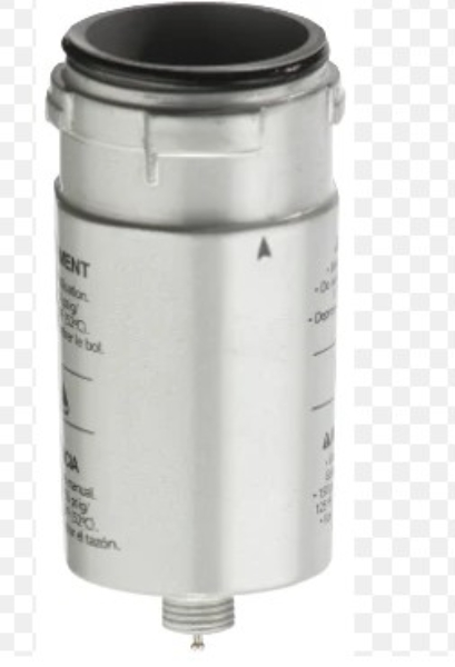 AA 104300.jpg