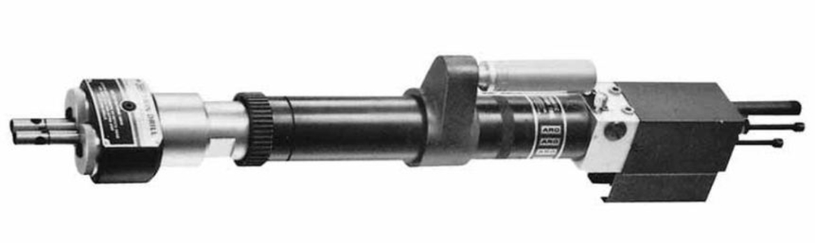 AA 8258-C50-3.jpg