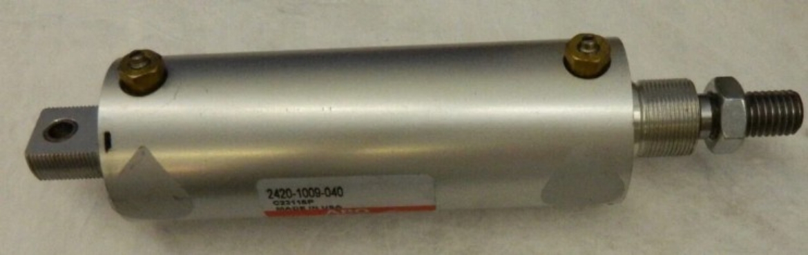 AA 2420-1009-040.jpg