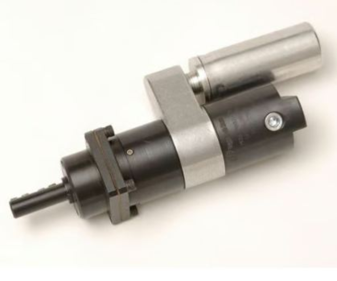 AA 8226-11A.jpg